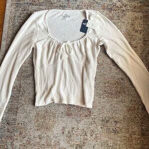 Hollister long sleeve tie front top NWT